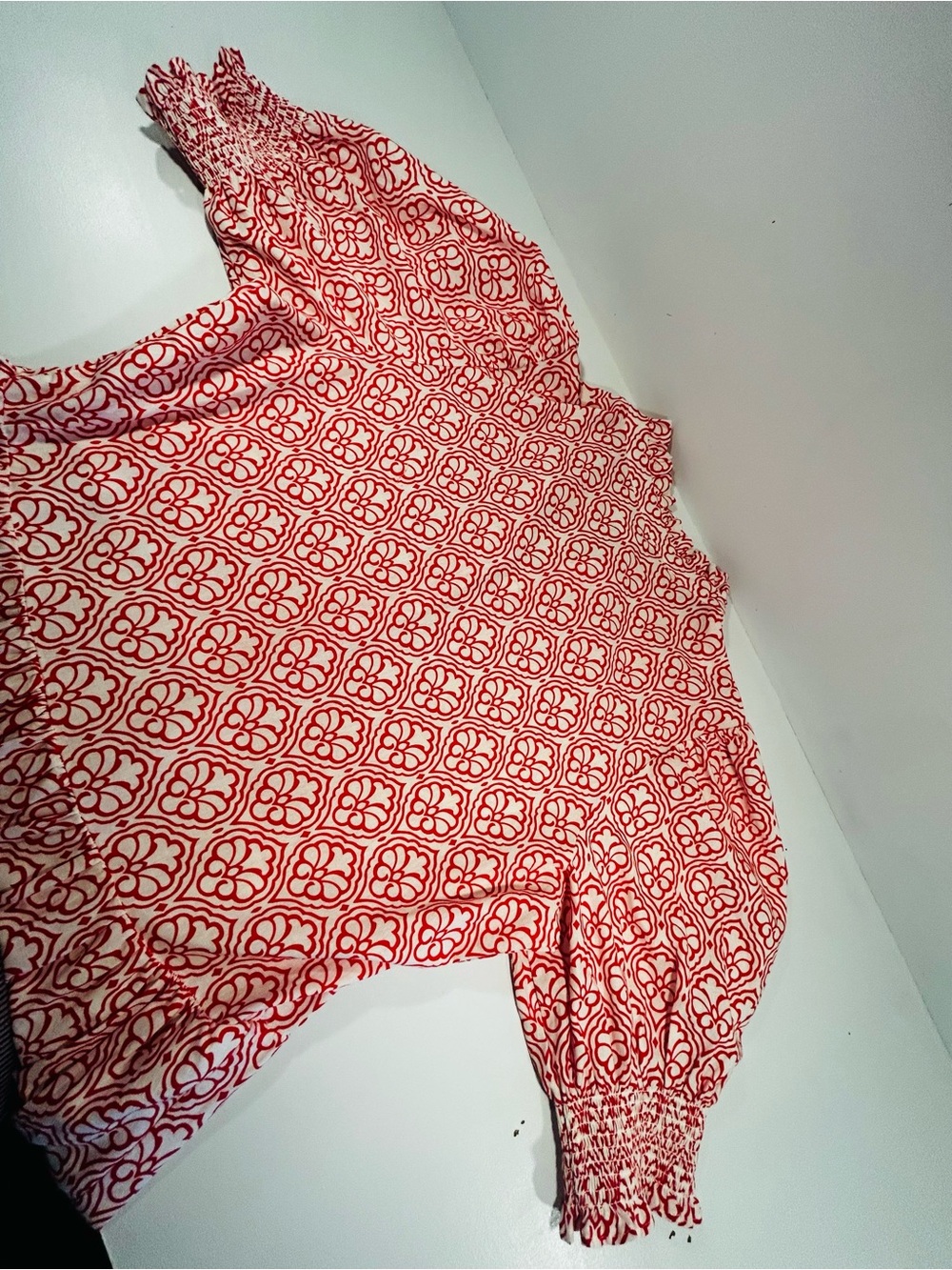 Hyacinth House Tuckernuck Dress M Red White Floral Tiered Midi Puff Sleeve - Picture 11 of 12
